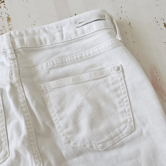 Pilcro & the Letterpress Shorts Anthropologie White Denim High Rise Slim Sz 26 - Picture 8 of 16